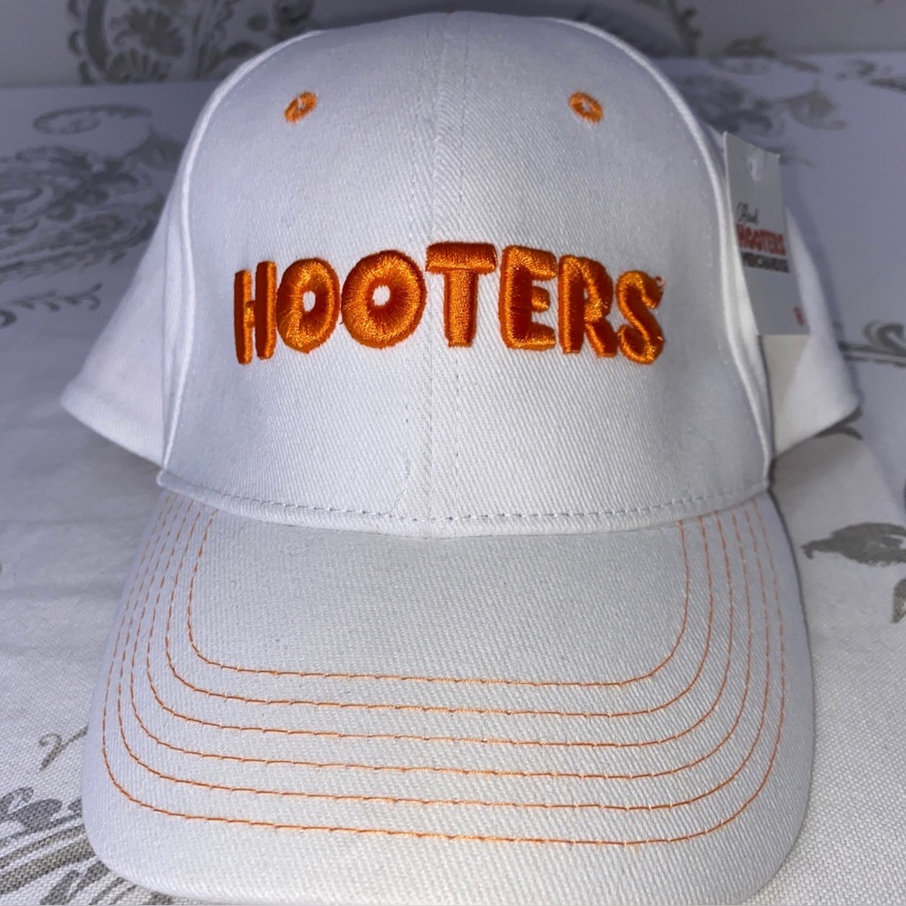 Hooters Logo White Orange
Embroidered Baseball Size Lg /XL
Cap Hat Newβ